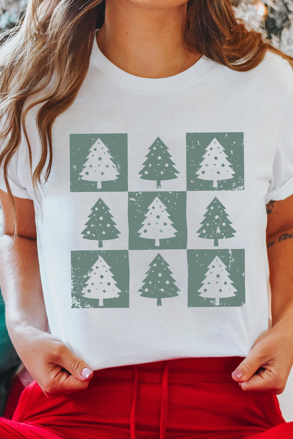 White Christmas Tree Checkered Distressed Heat Transfer Printing Graphic Tee