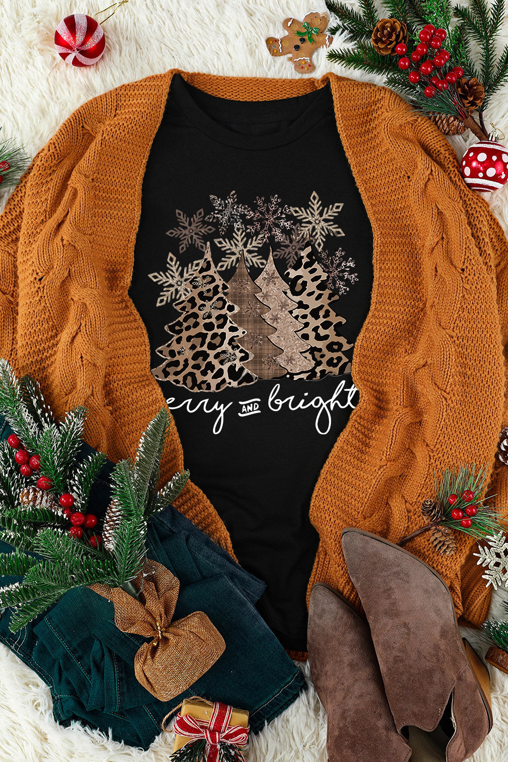 Black Leopard Christmas Tree Heat Transfer Printing Crew Neck Graphic T Shirt